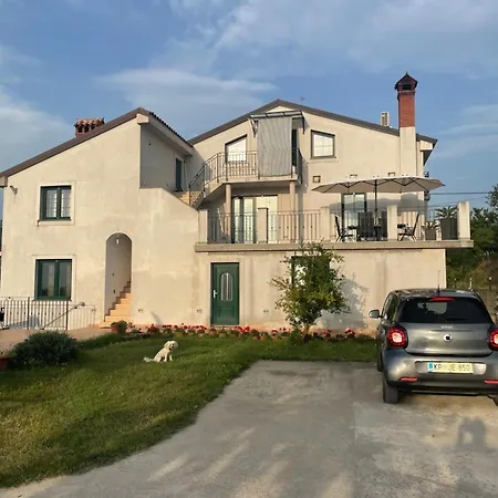 Apartma Metulj Koper - New Pobegi Exterior photo