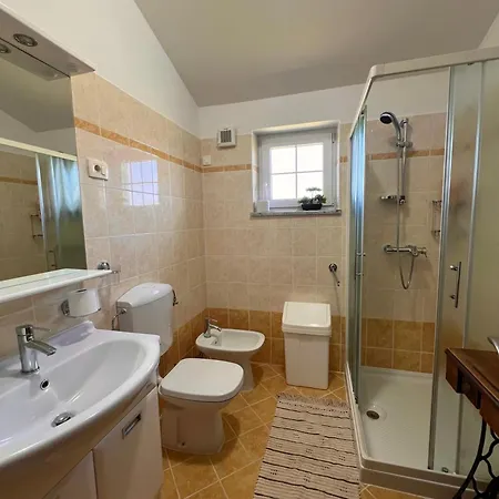 Apartma Metulj Koper - New Pobegi Exterior photo
